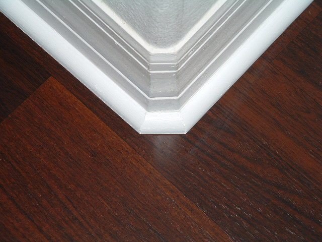 Installing Quarter Round On Corners, How To Install Shoe Molding On Rounded Corners