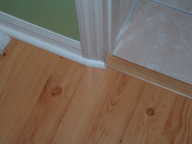 Jamb Saws Undercut Door Casings, How To Install Laminate Flooring Around Door Frame