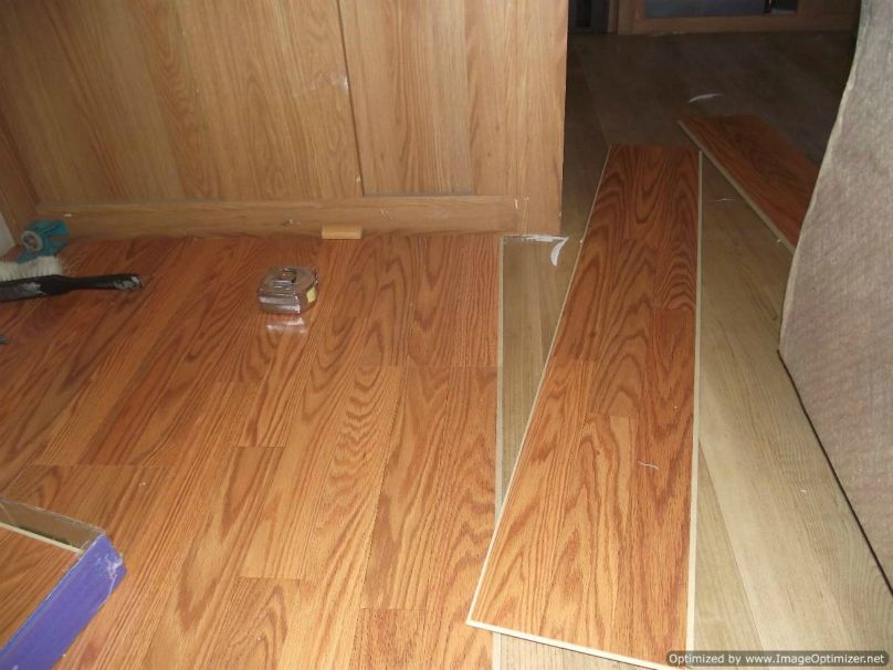 Travel Trailer Window Replacement Tustin thumbnail